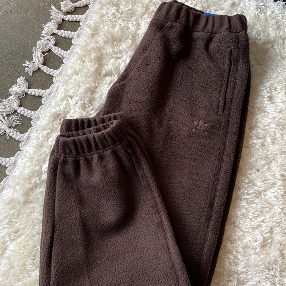 NEW WITH TAGS Adidas Brown Fleece Sweatpants